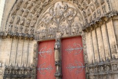 Le portail de la cathédrale