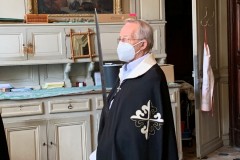 Le porte-épée ouvre la voie