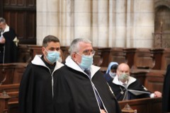 3.3-salutations-des-freres-36